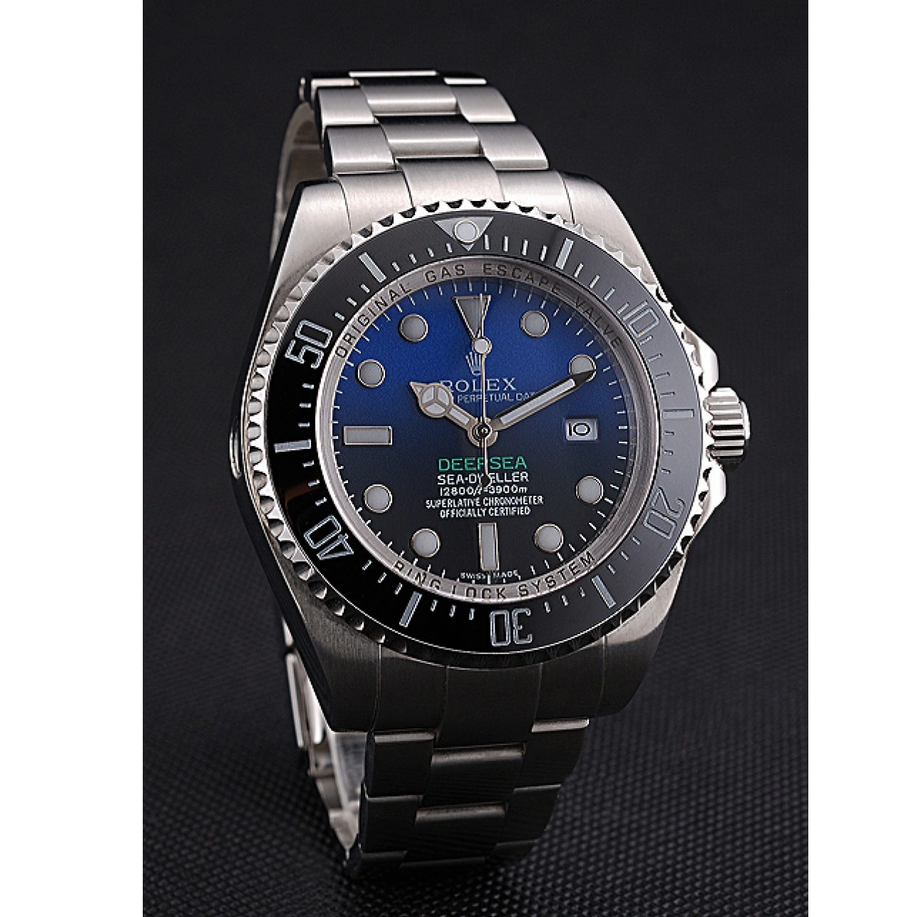 Aaa replica watch And Steel Cameron Dial Dweller Stainless Deepsea Swiss Black James 622847 Bracelet Case 1026